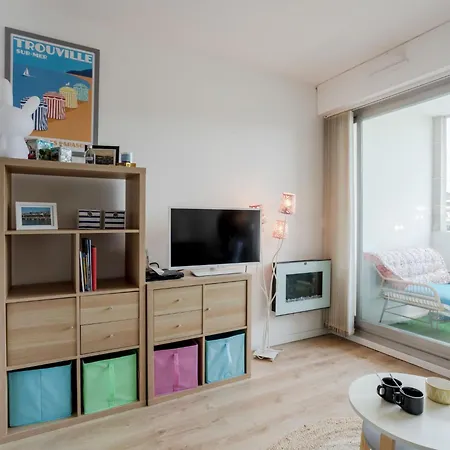 Port By Interhome شقة